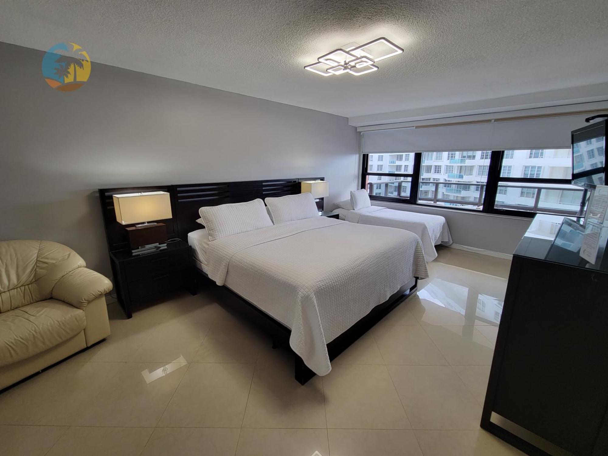 Deluxe Beach Resort - Hora Rentals Miami Beach Exteriér fotografie